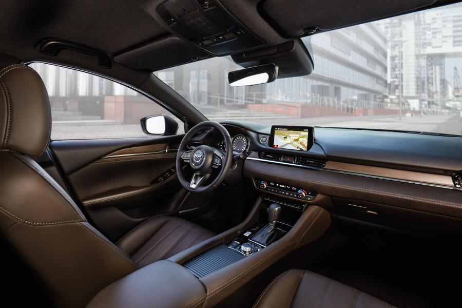 Интерьер Mazda6 (GJ) 2018 года  (WW) (фото 20 из 45)
